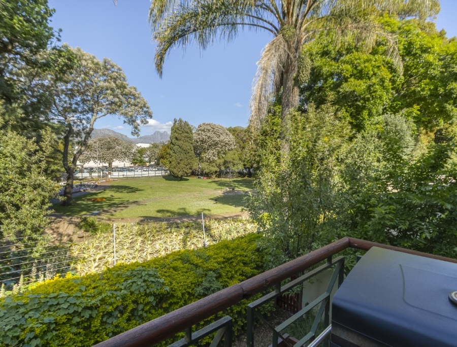 3 Bedroom Property for Sale in Stellenbosch Central Western Cape